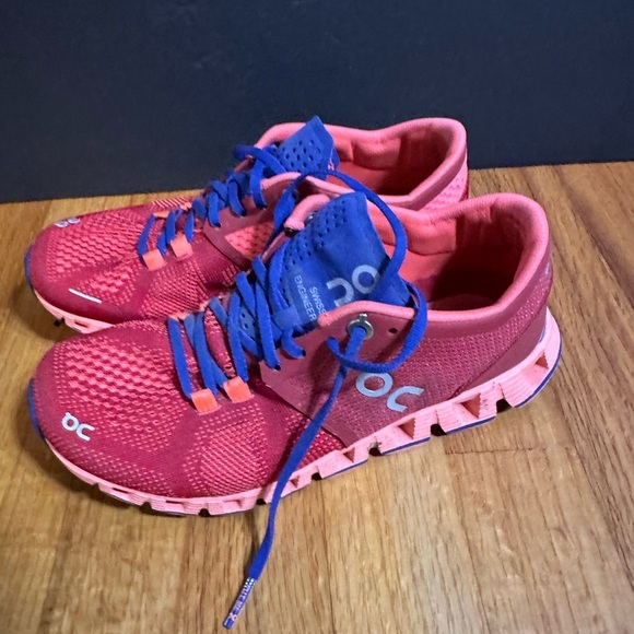 On Cloud Womens Cloud X Running Shoes Red/Flash Blue Women’s Size 5 Active - Picture 12 of 12